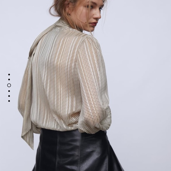 GORGEOUS ZARA NWT Flower Blouse - Picture 5 of 10